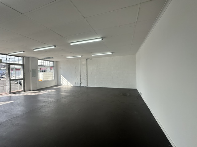 To Let Commercial Property for Rent in Ottery Western Cape